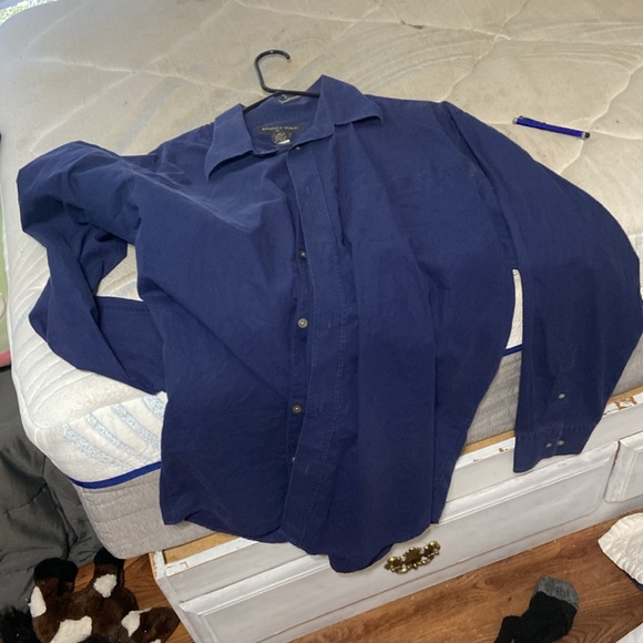 Banana republic relaxed long sleeve button up. Dark navy blue XL - Picture 4 of 4